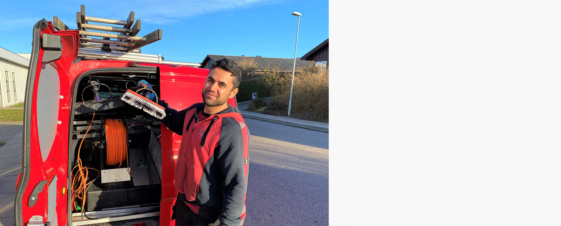 etlbannerdeskBurhan